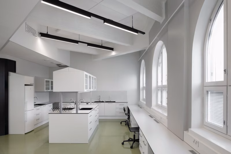Cozy Floor system for kontorer og offentlige rom